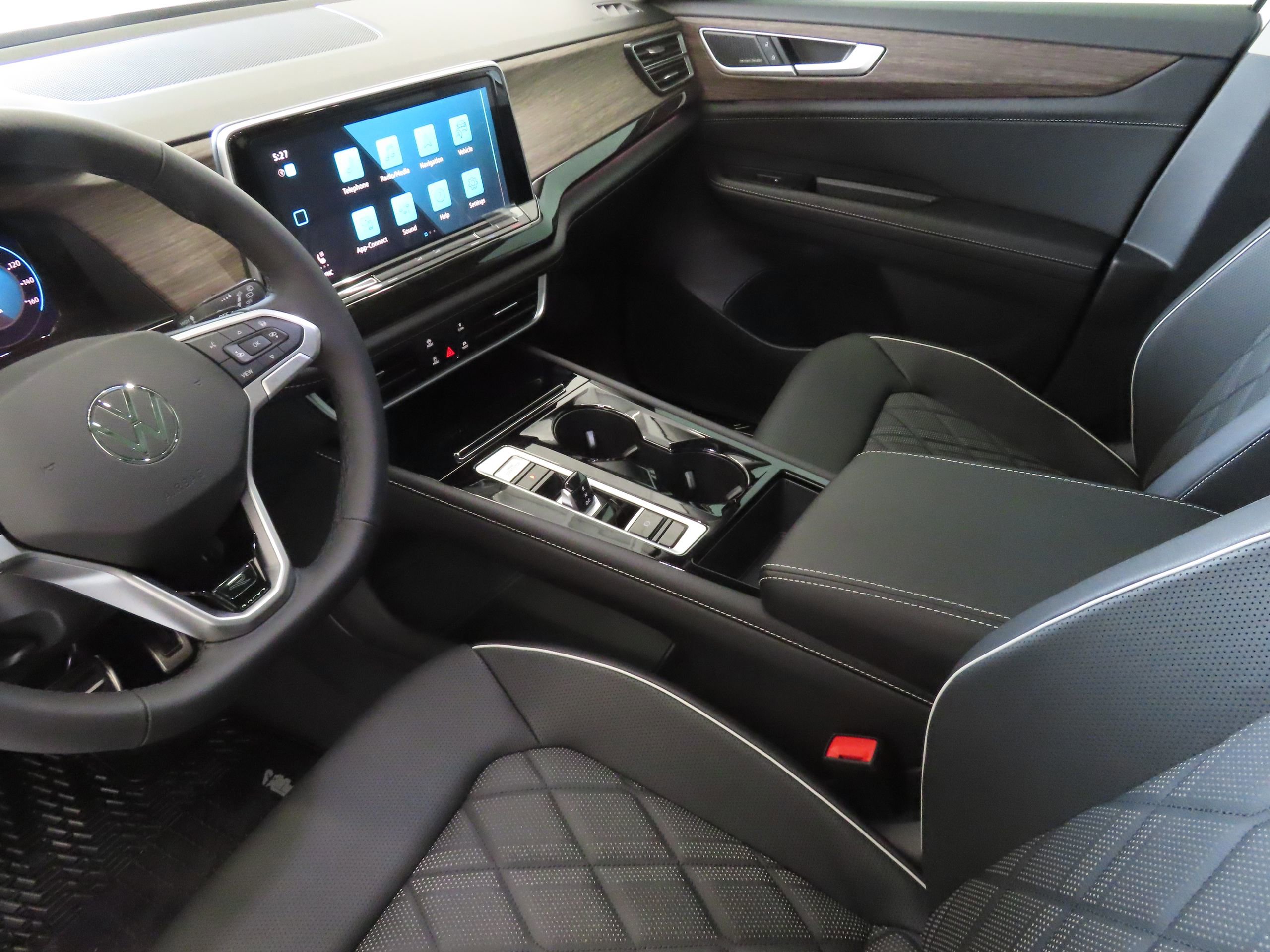 New 2026 Volkswagen Atlas SEL Premium R-Line image 23