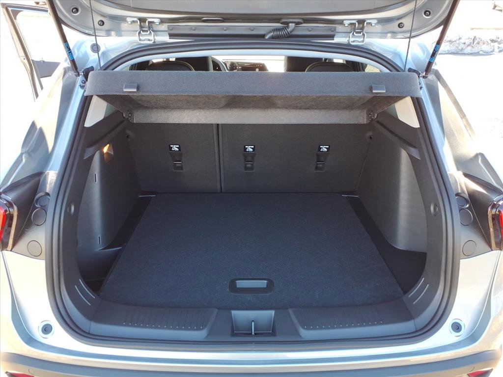 New 2026 Chevrolet Trax LT w/ Driver Confidence Package image 11