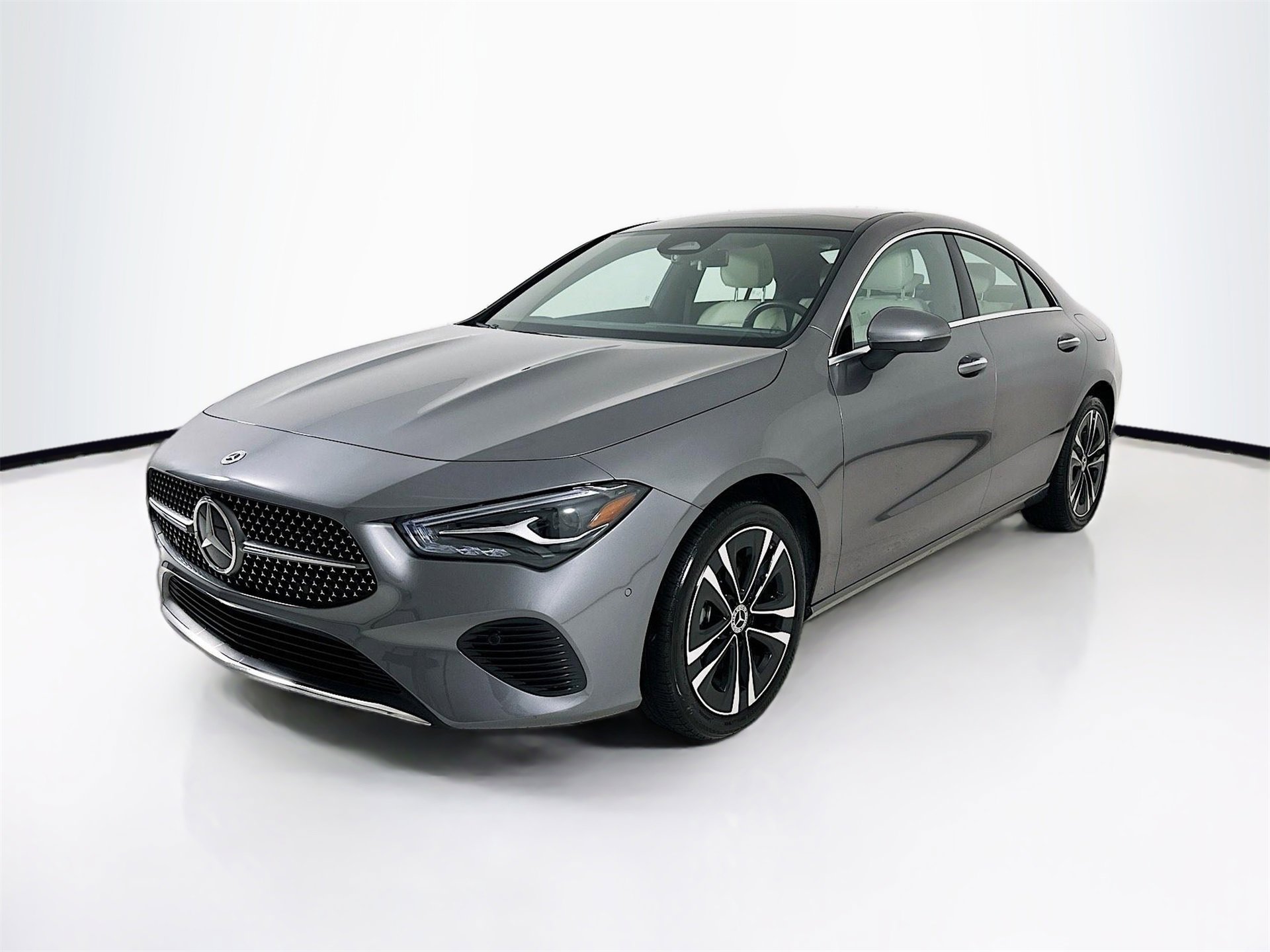 Certified 2025 Mercedes-Benz CLA 250 image 3