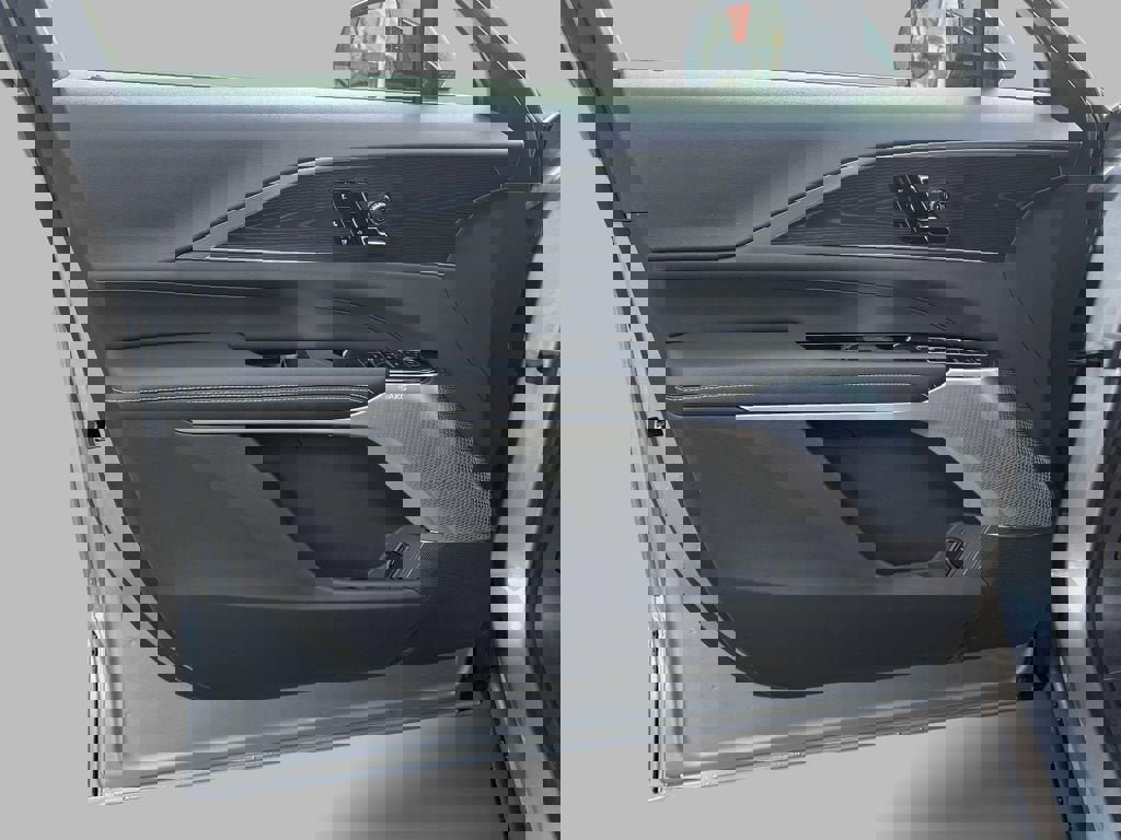 New 2026 Cadillac Lyriq Premium Luxury image 14