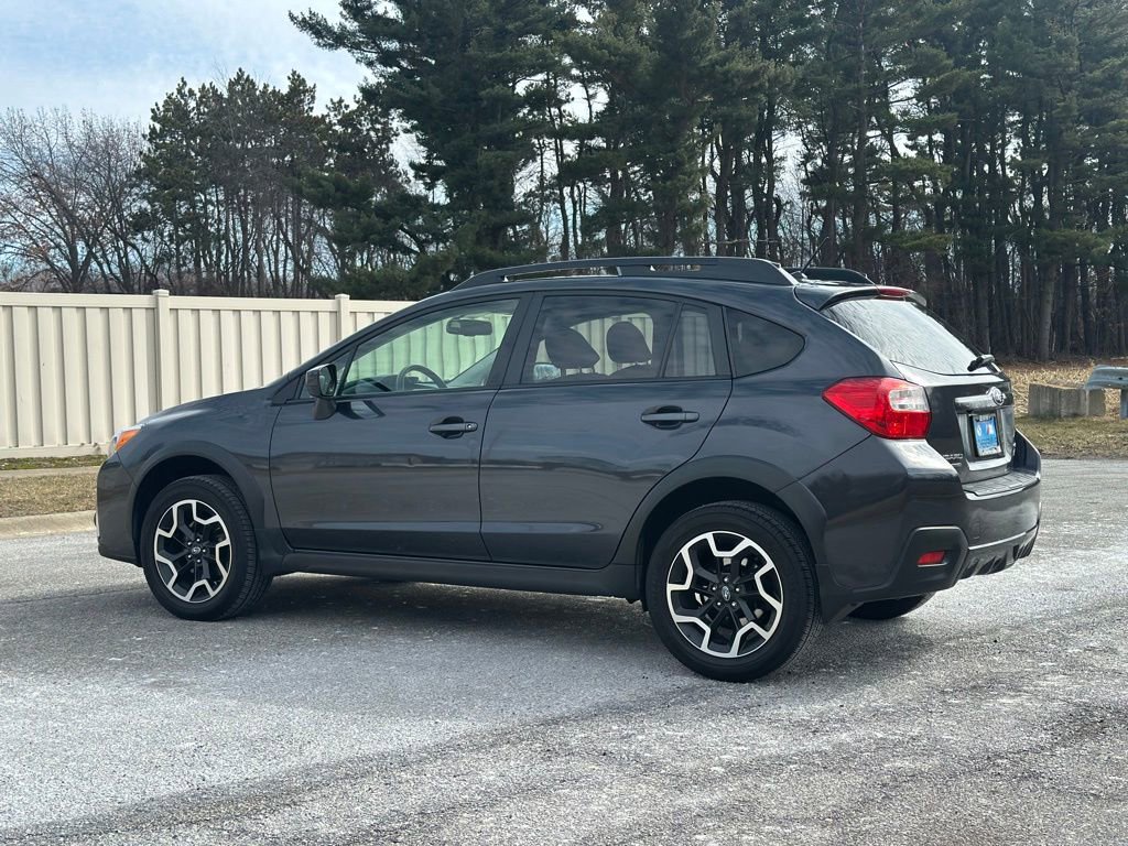 Used 2016 Subaru Crosstrek 2.0i Premium w/ Moonroof Package image 5
