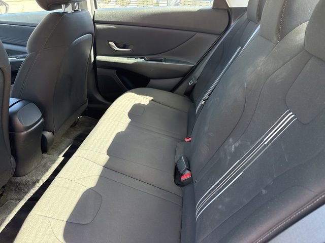 Used 2023 Hyundai Elantra SEL w/ Convenience Package image 23