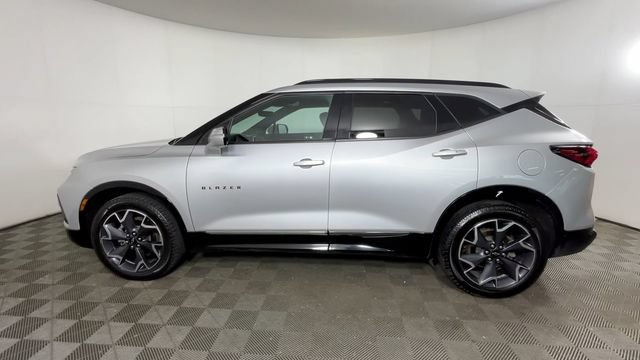 Used 2022 Chevrolet Blazer RS w/ Enhanced Convenience Package AWD/4WD image 8