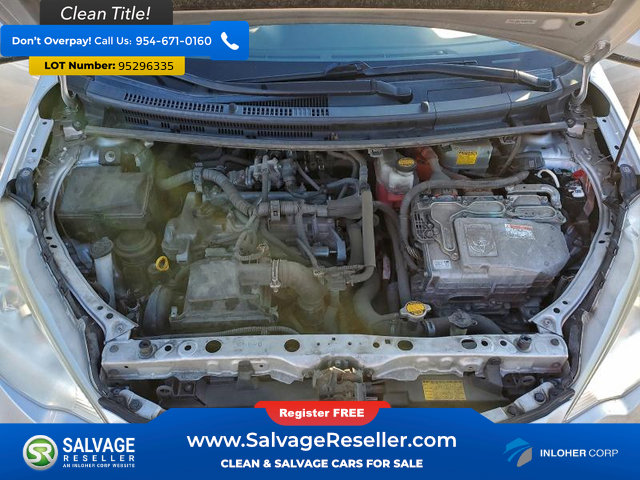 Used 2013 Toyota Prius C image 15