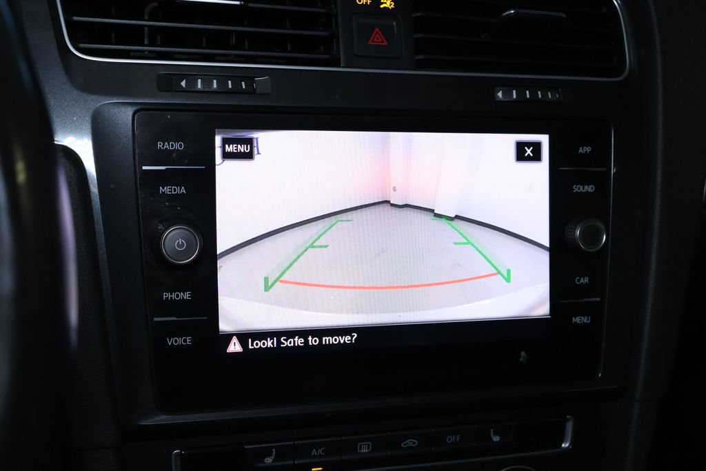 Used 2019 Volkswagen Golf SE FWD image 29