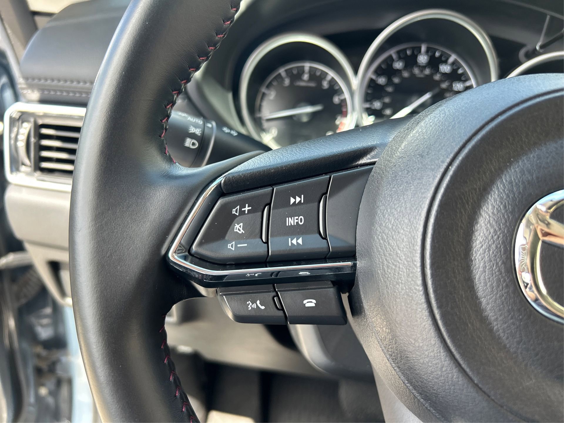 Used 2022 MAZDA CX-5 Carbon Edition image 32