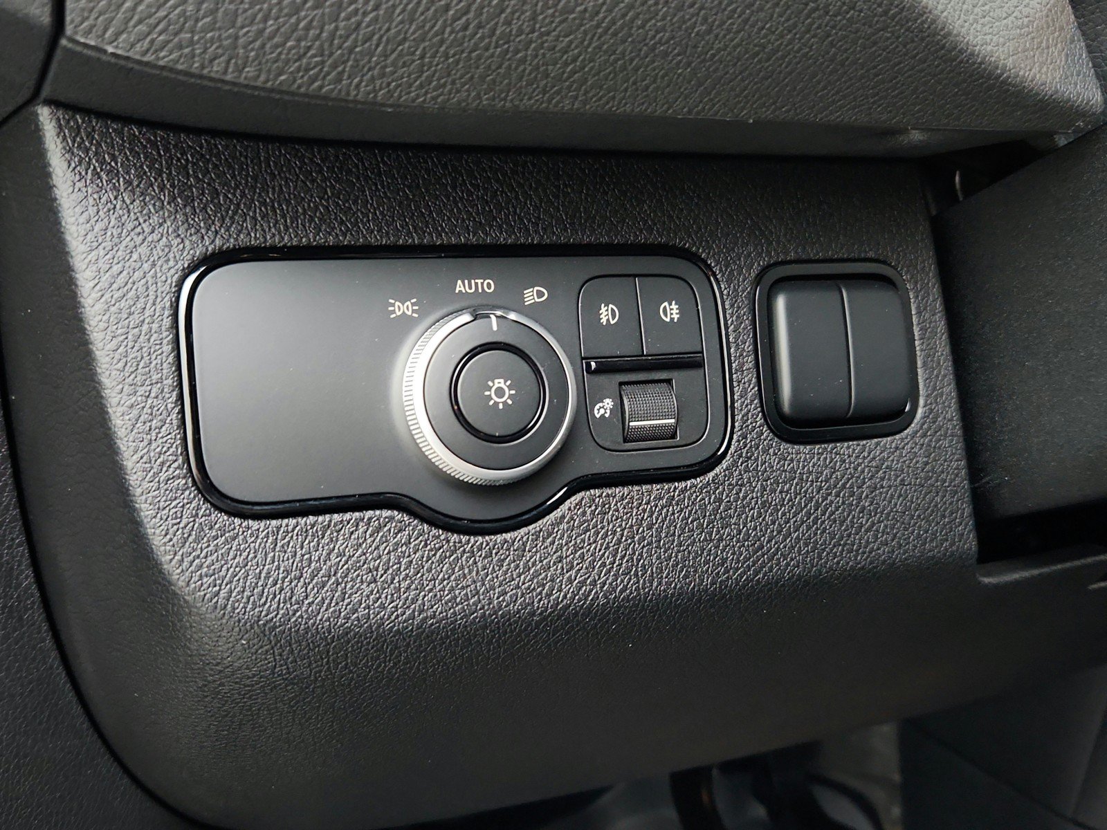 Used 2024 Mercedes-Benz Sprinter 3500 w/ Parking Package image 19