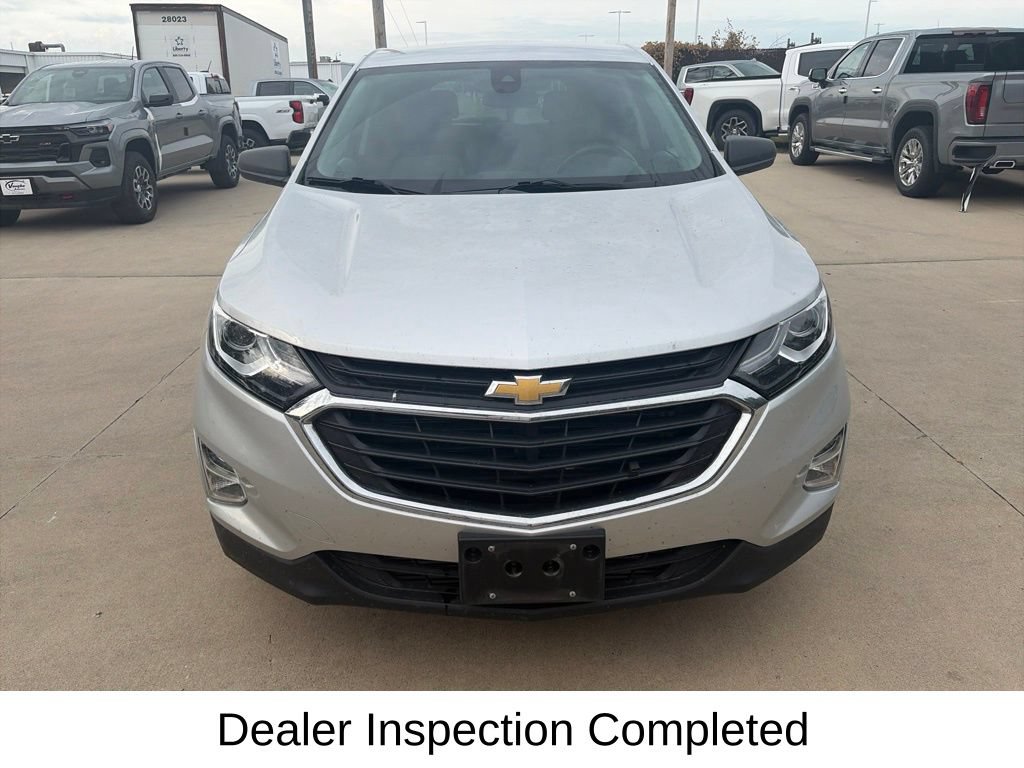 Used 2021 Chevrolet Equinox LS w/ LS Convenience Package AWD/4WD image 5