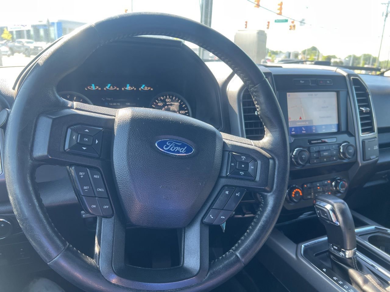 Used 2019 Ford F150 XLT w/ Equipment Group 302A Luxury AWD/4WD image 28