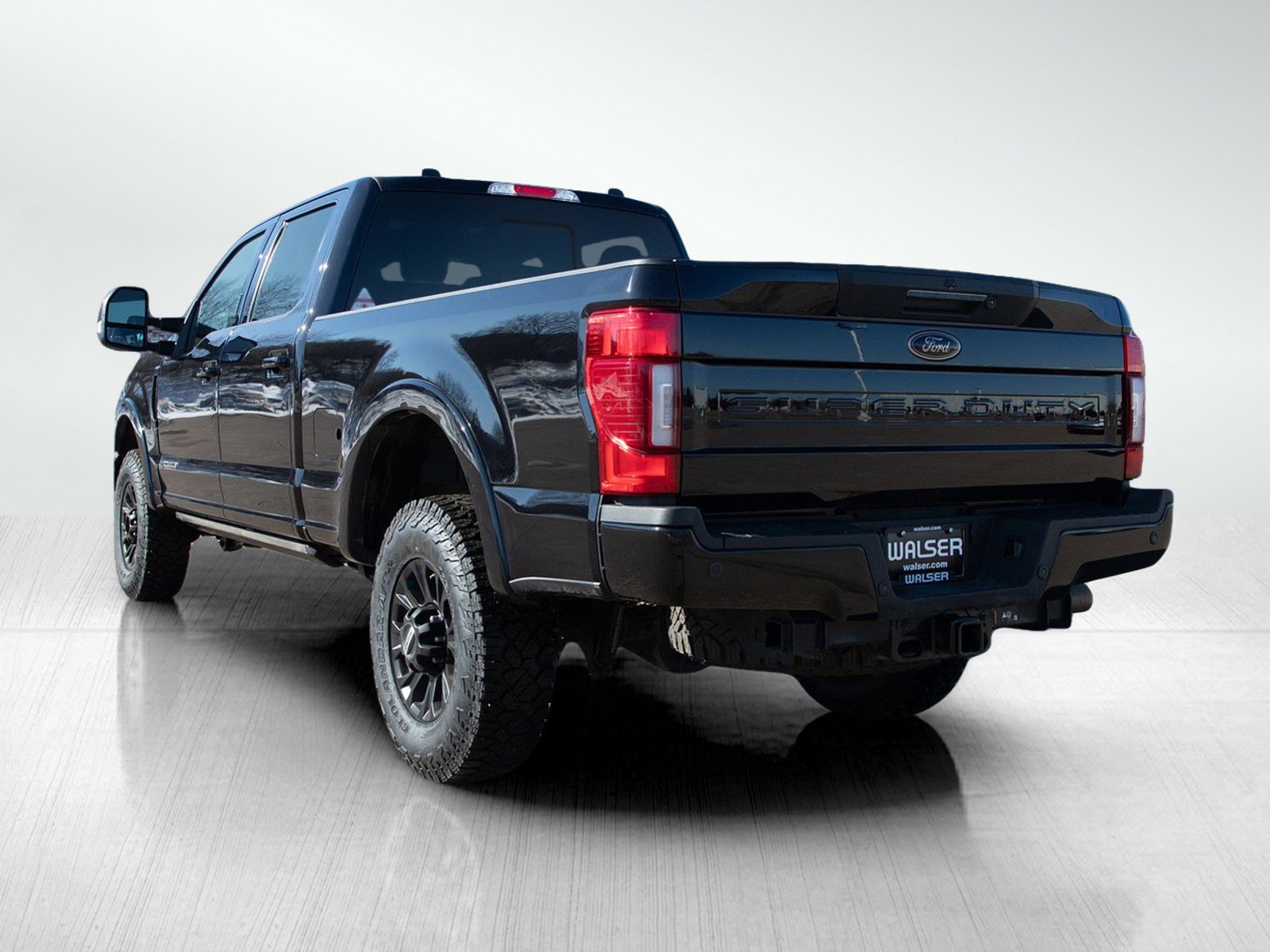 Used 2022 Ford F250 Lariat w/ Tremor Off-Road Package image 4