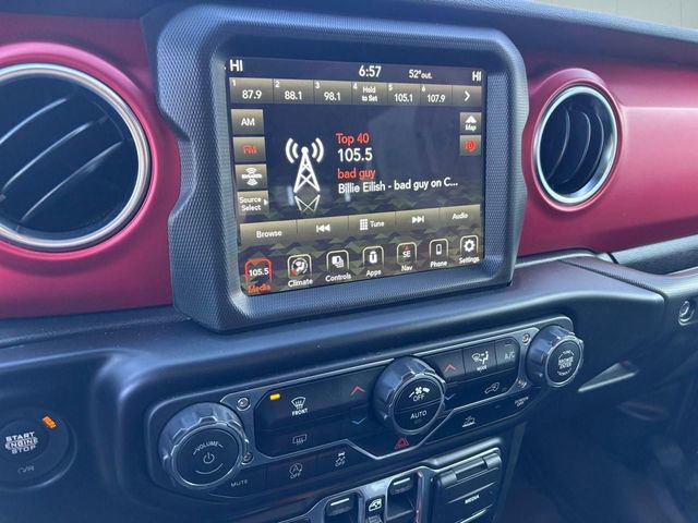 Used 2022 Jeep Wrangler Unlimited Rubicon w/ LED Lighting Group image 21