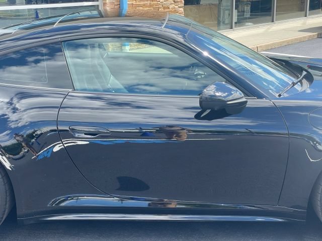 Used 2021 Porsche 911 Carrera w/ Premium Package RWD image 19