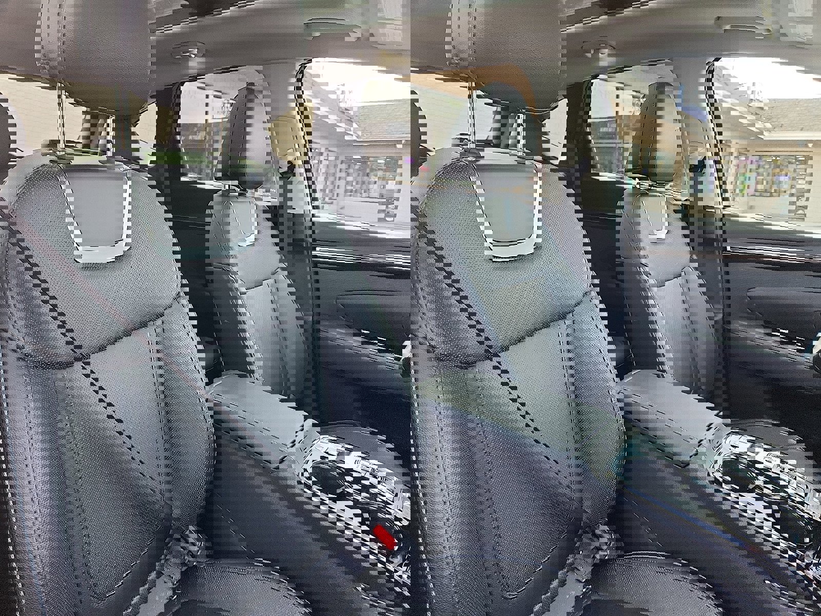 Used 2022 Hyundai Tucson Limited image 34