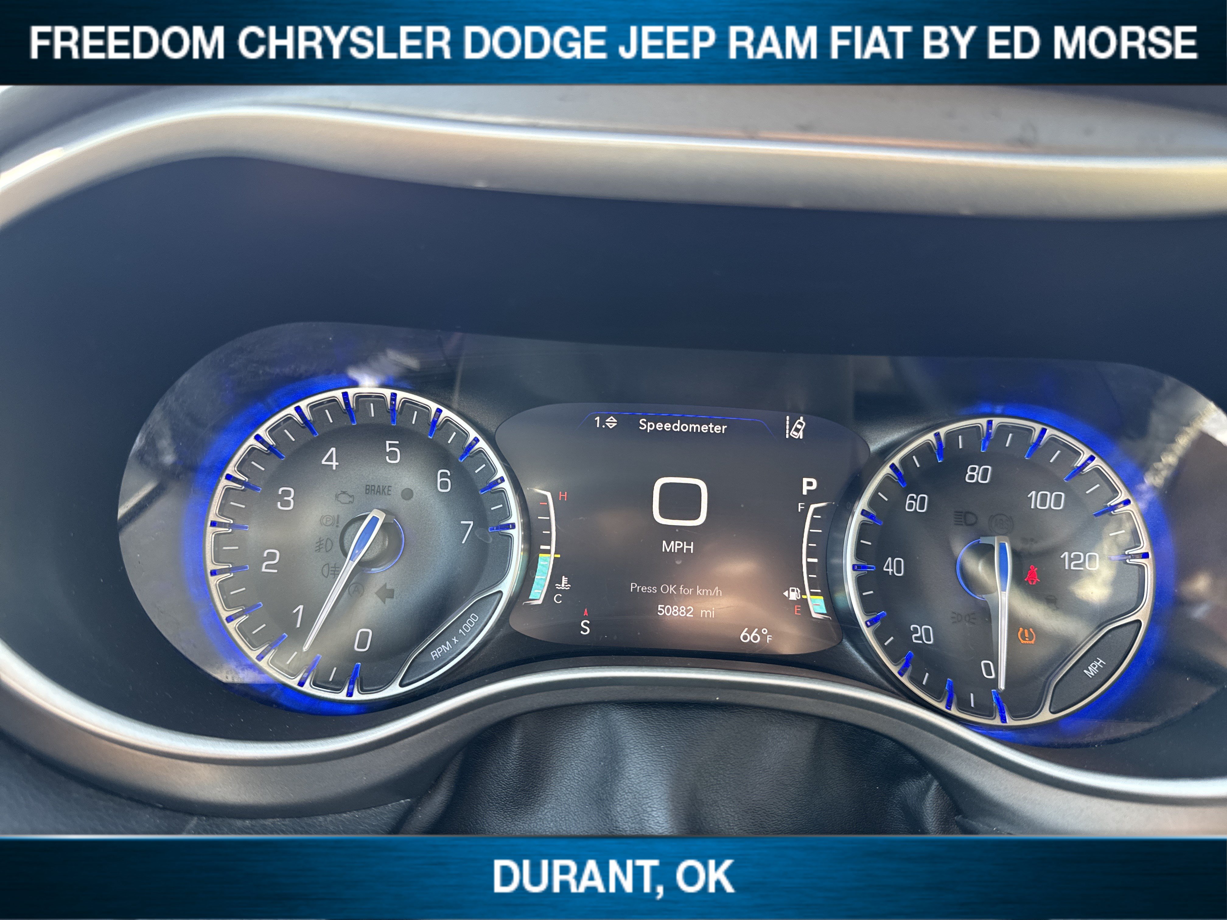 Certified 2021 Chrysler Pacifica Touring-L FWD image 12