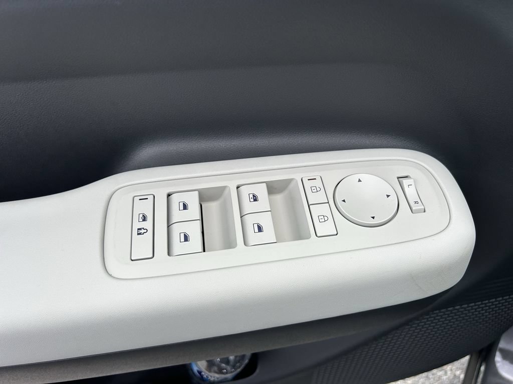 New 2026 Hyundai Santa Fe SE FWD image 23