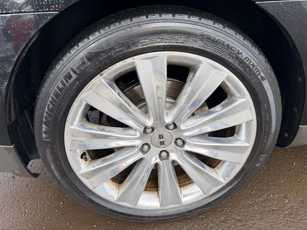 Used 2013 Lincoln MKS EcoBoost image 13