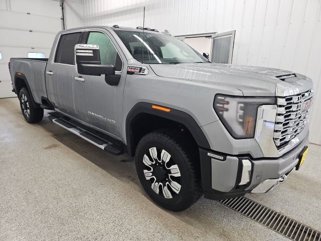 New 2026 GMC Sierra 3500 Denali w/ Denali Reserve Package image 6