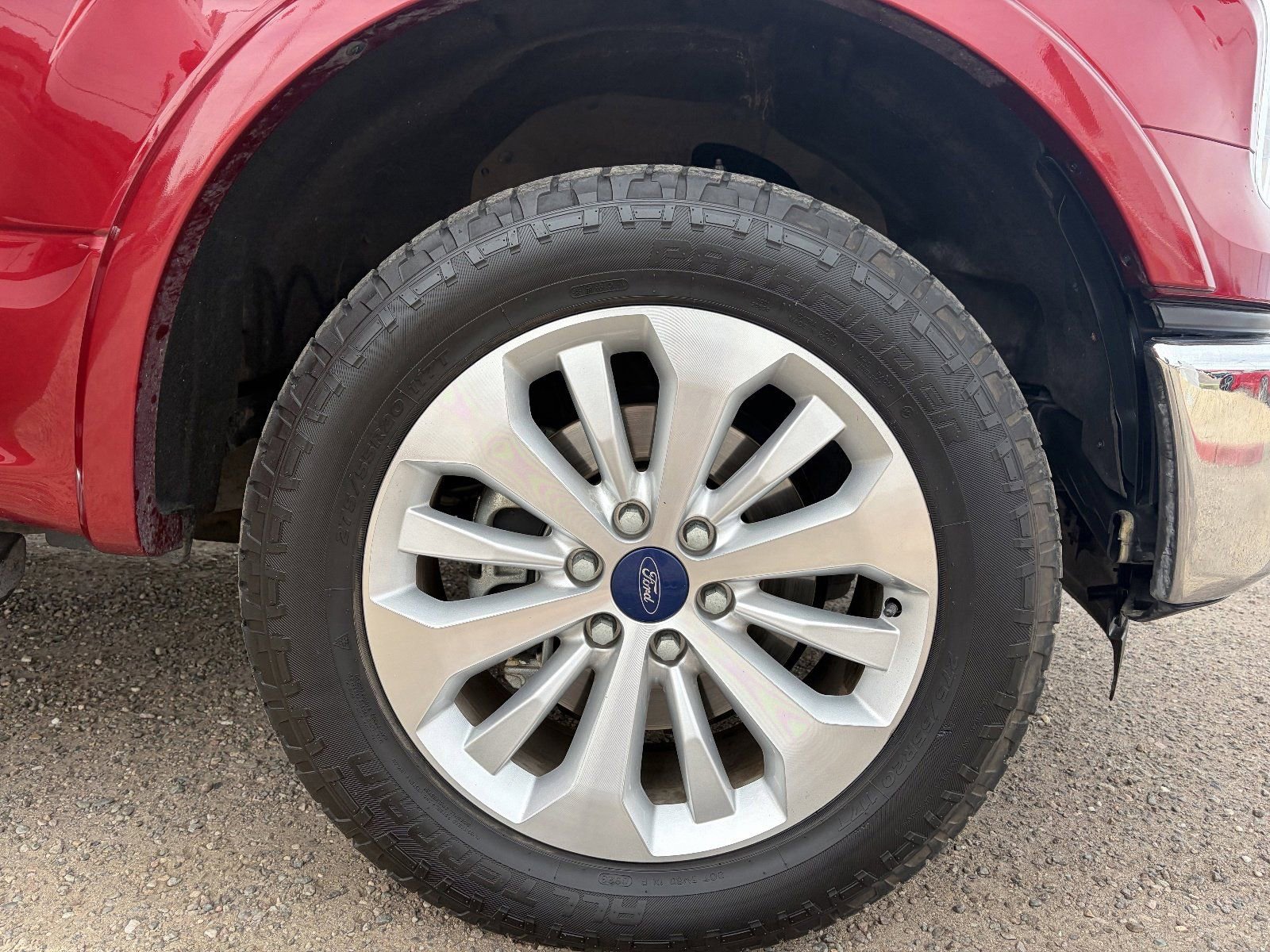 Used 2015 Ford F150 Lariat w/ Equipment Group 501A Mid AWD/4WD image 4