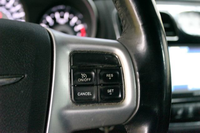 Used 2012 Chrysler 200 Limited FWD image 15