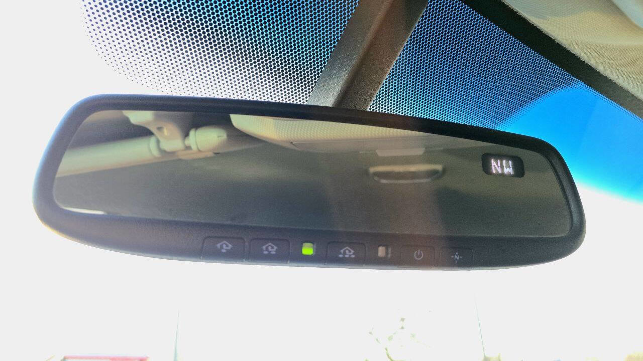 Used 2015 Toyota Tundra SR5 image 31