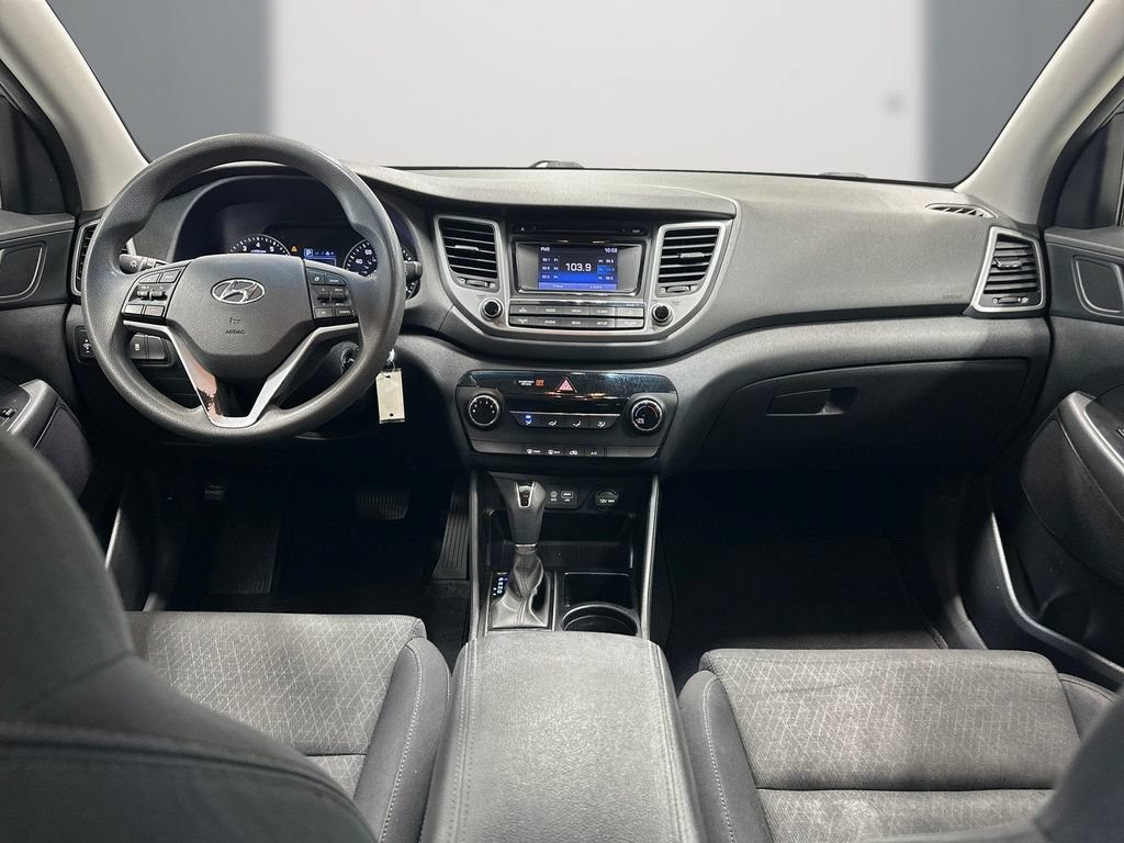 Used 2016 Hyundai Tucson SE w/ Option Group 02 FWD image 18
