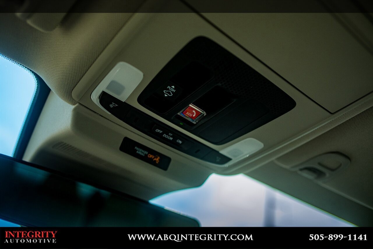 Used 2023 Honda Accord EX-L image 22