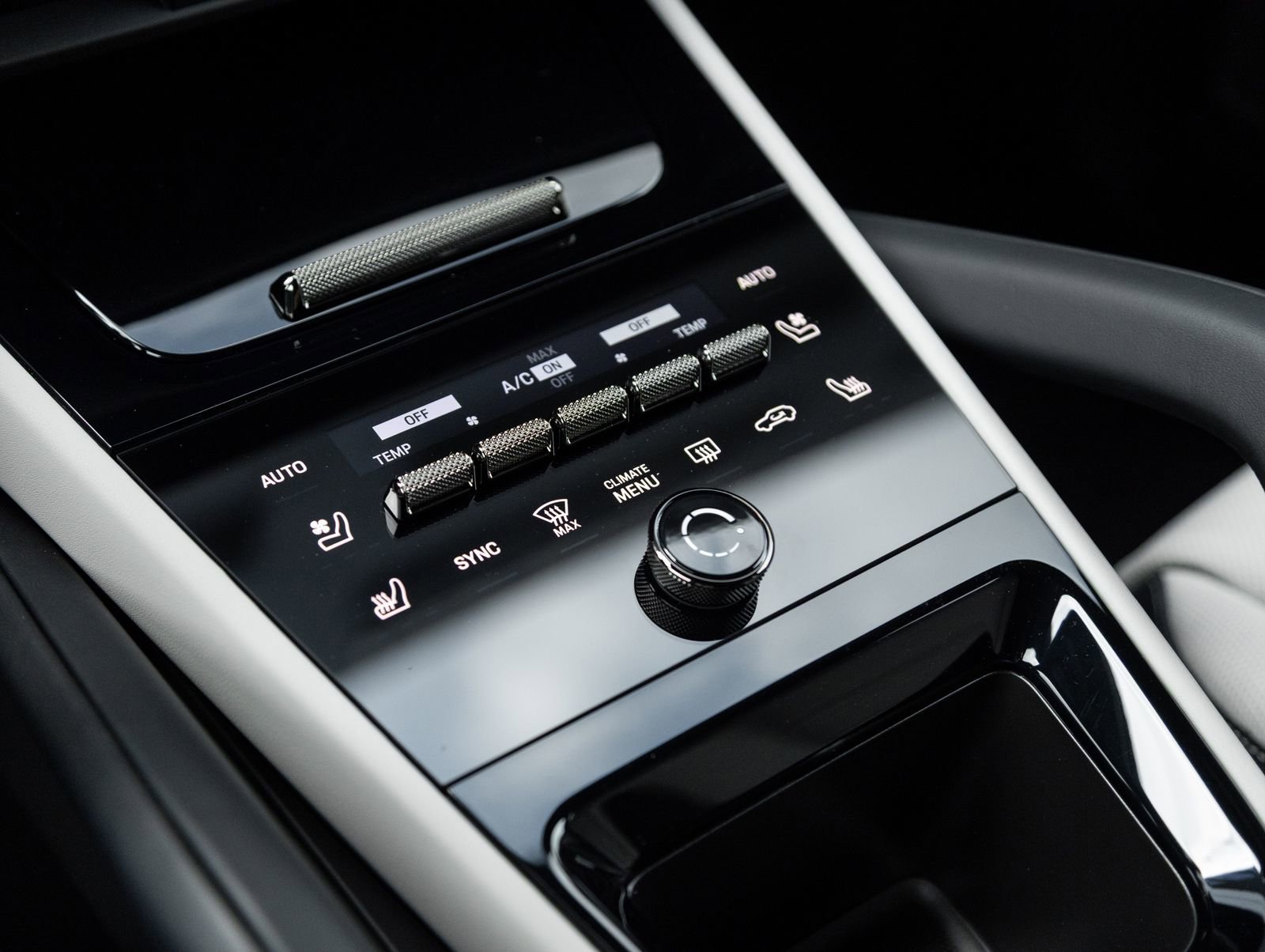 New 2026 Porsche Cayenne Turbo AWD/4WD image 27