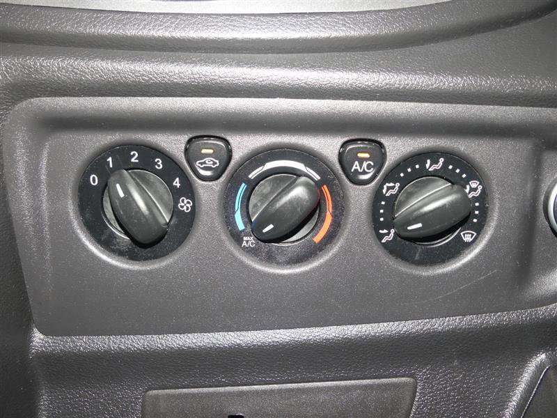 Used 2016 Ford Transit 150 130 Low Roof RWD image 29