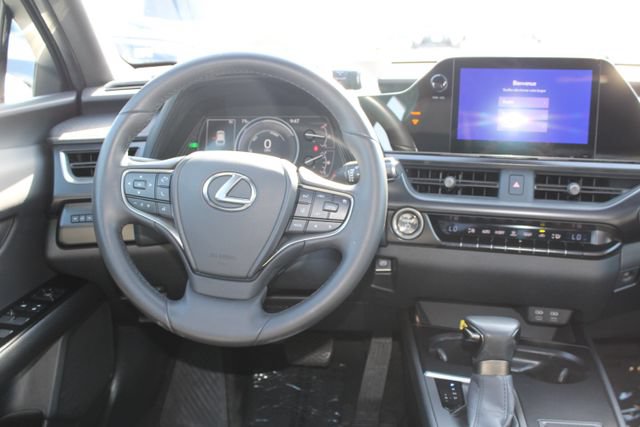 Certified 2024 Lexus UX 250h FWD image 14