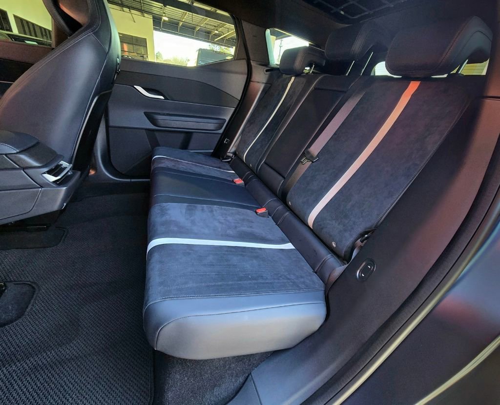 Used 2023 Fisker Ocean Extreme image 15