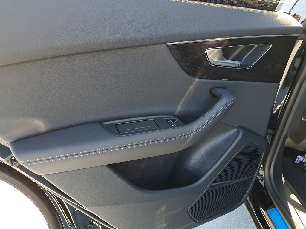 New 2026 Audi Q8 Premium Plus image 29