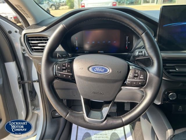 Used 2025 Ford Escape Active w/ Tech Pack #1 FWD image 31