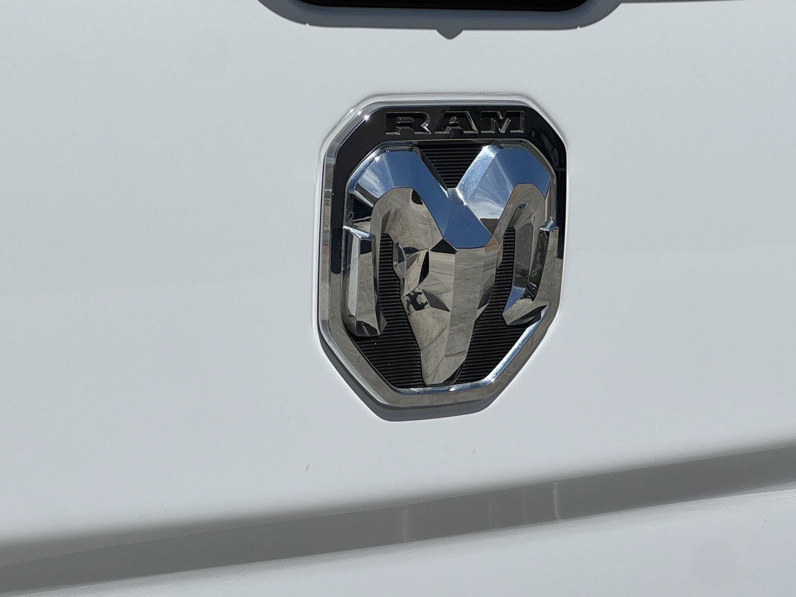 Used 2022 RAM 2500 Tradesman AWD/4WD image 15