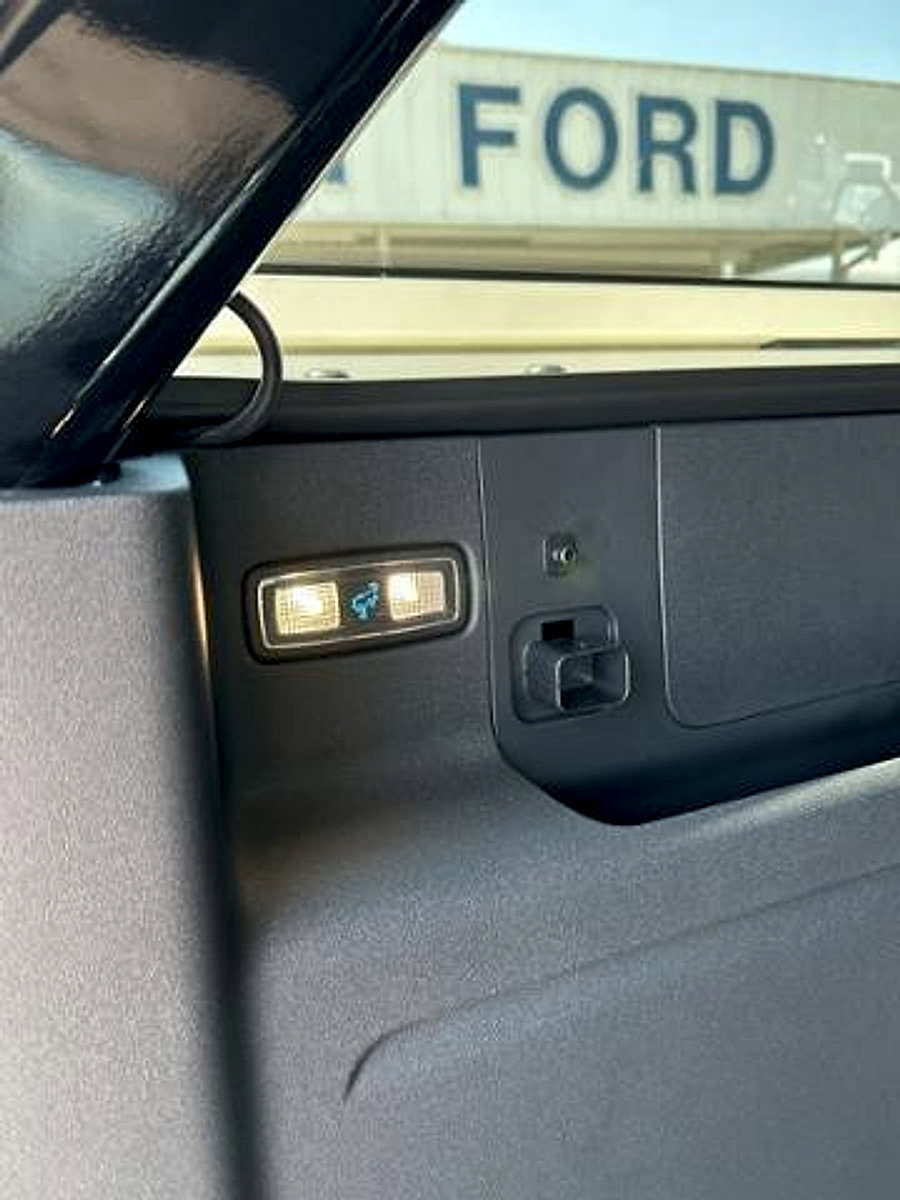 New 2025 Ford Bronco Badlands image 31