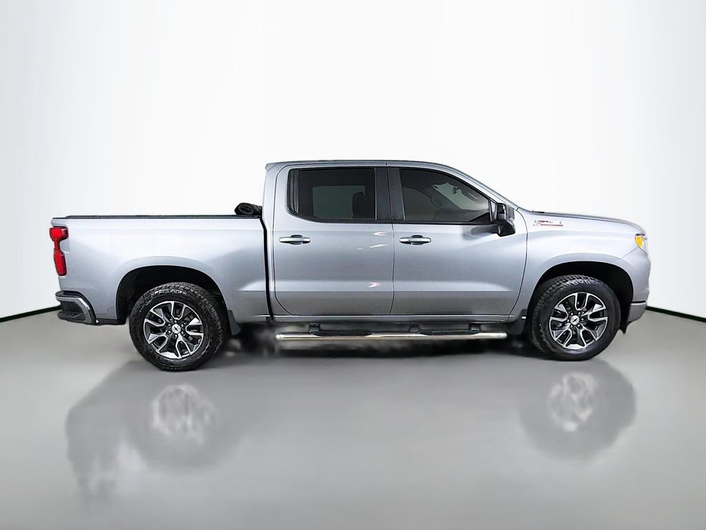 Used 2023 Chevrolet Silverado 1500 RST AWD/4WD image 5