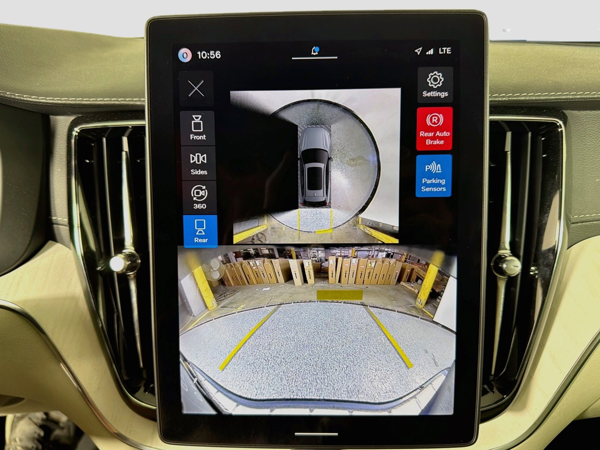 Certified 2026 Volvo XC60 B5 Ultra AWD/4WD image 14