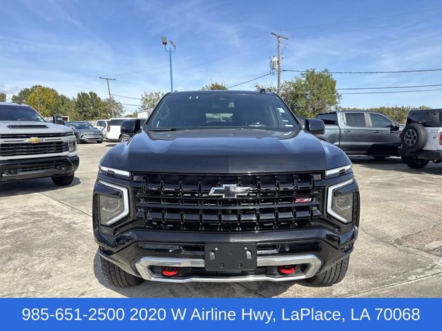 Used 2025 Chevrolet Suburban Z71 image 4