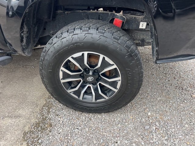 Used 2023 Toyota Tacoma SR image 5