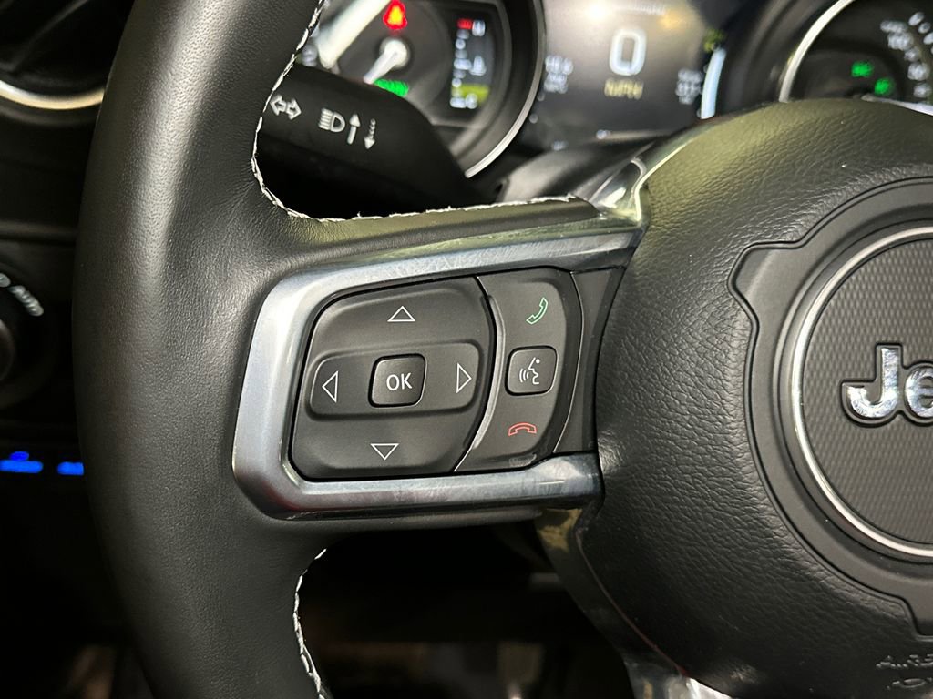 Used 2022 Jeep Wrangler Unlimited Sahara w/ Cold Weather Group AWD/4WD image 26