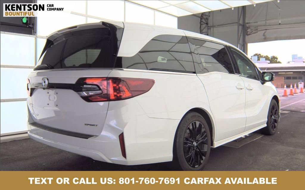 Used 2025 Honda Odyssey Sport-L image 6