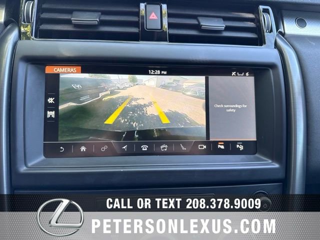 Used 2020 Land Rover Discovery Landmark AWD/4WD image 18