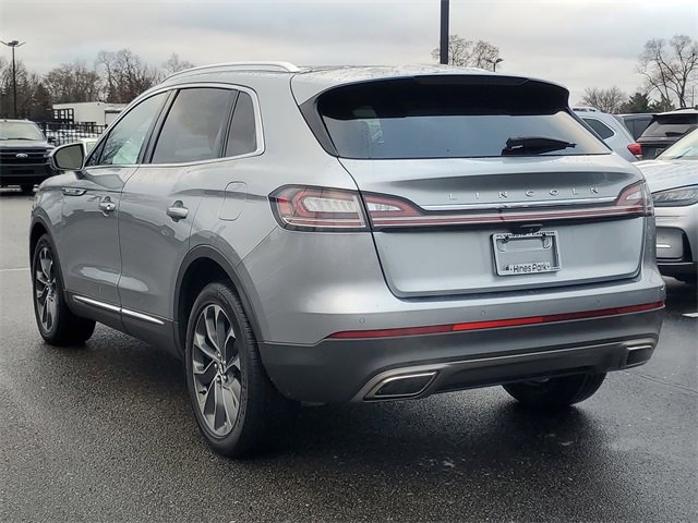 Used 2022 Lincoln Nautilus Reserve image 5