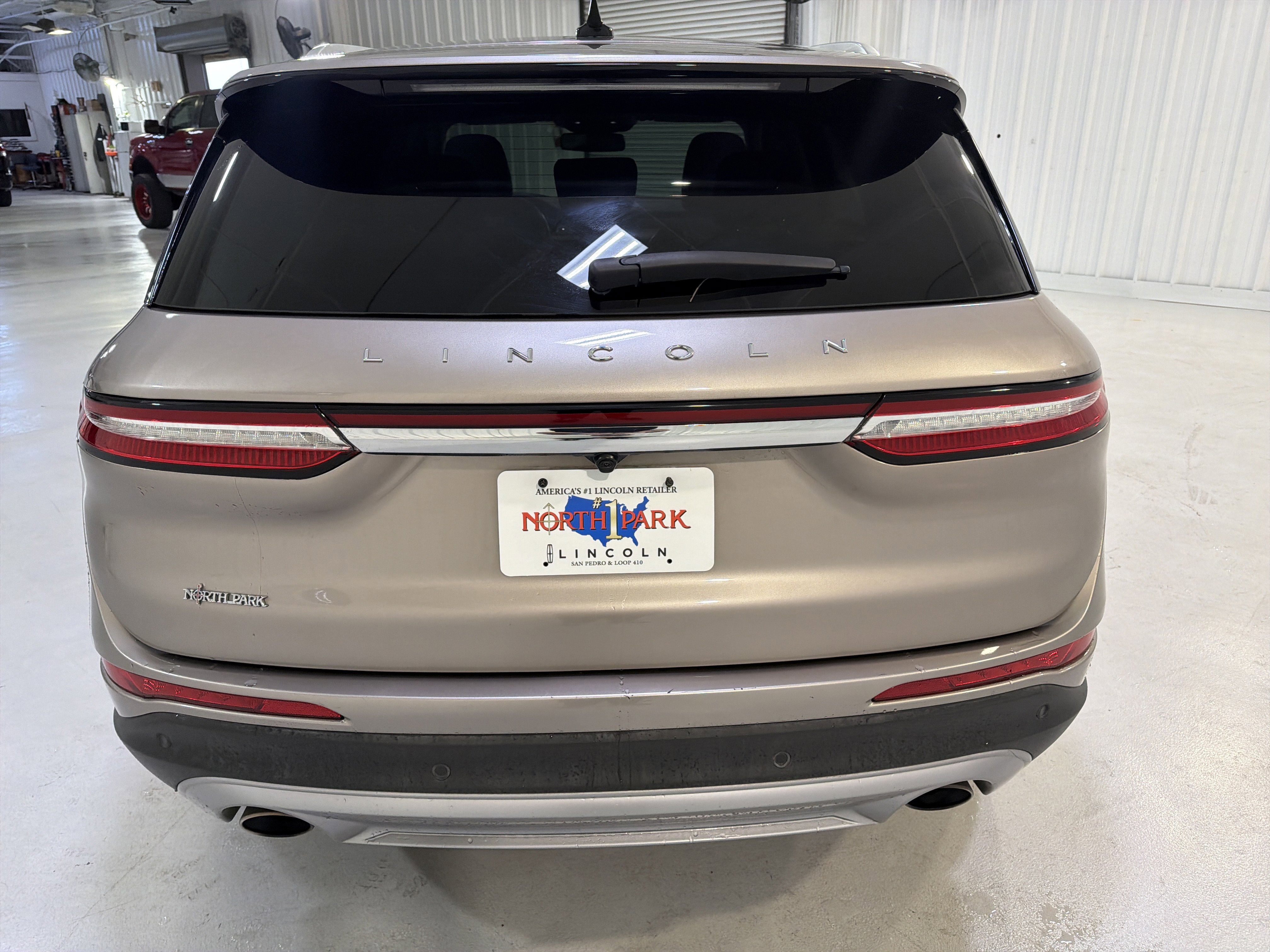 Used 2021 Lincoln Corsair FWD image 4