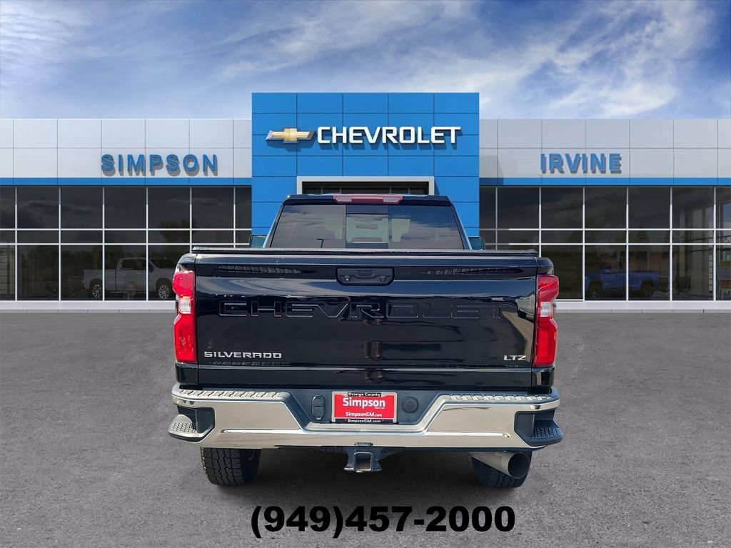 Used 2020 Chevrolet Silverado 3500 LTZ w/ LTZ Convenience Package AWD/4WD image 7