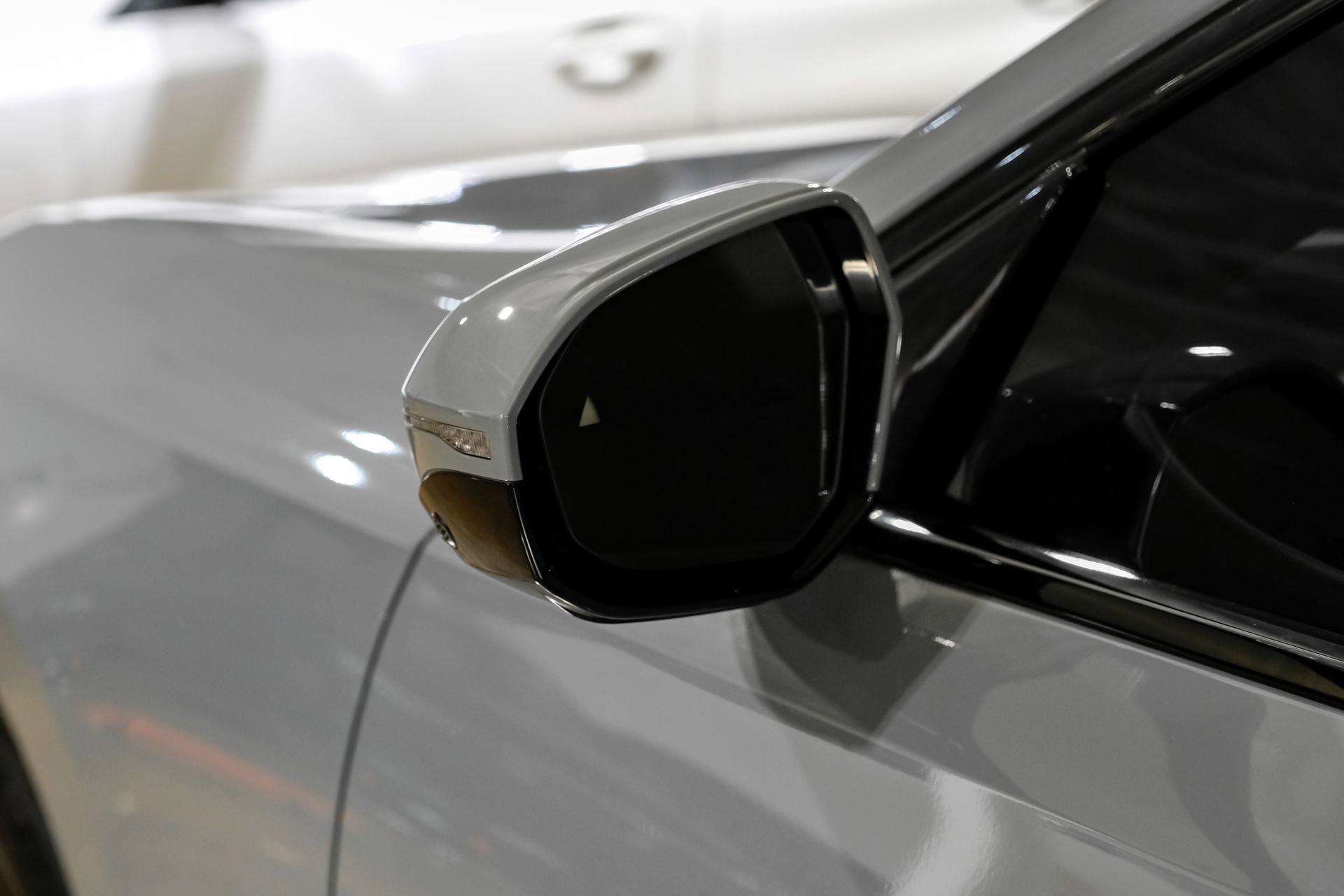 Used 2023 BMW 740i image 42