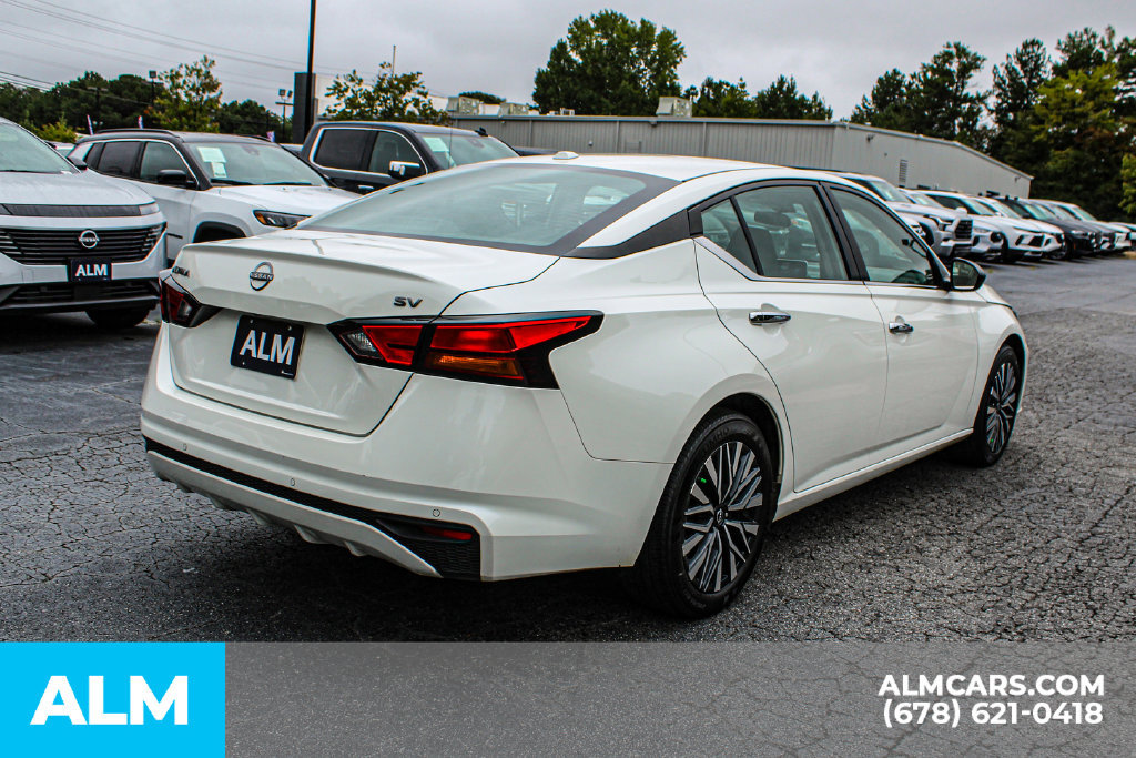 Used 2024 Nissan Altima 2.5 SV FWD image 5
