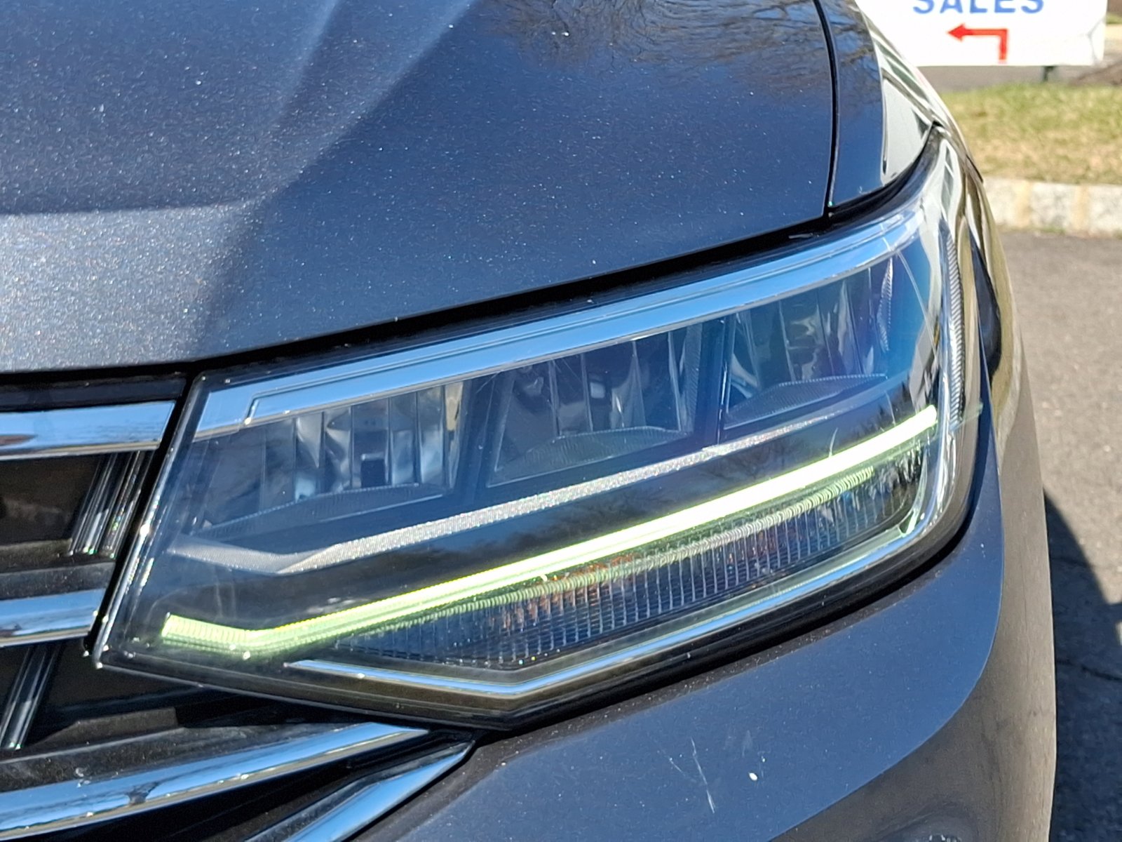 Certified 2024 Volkswagen Tiguan SE image 10