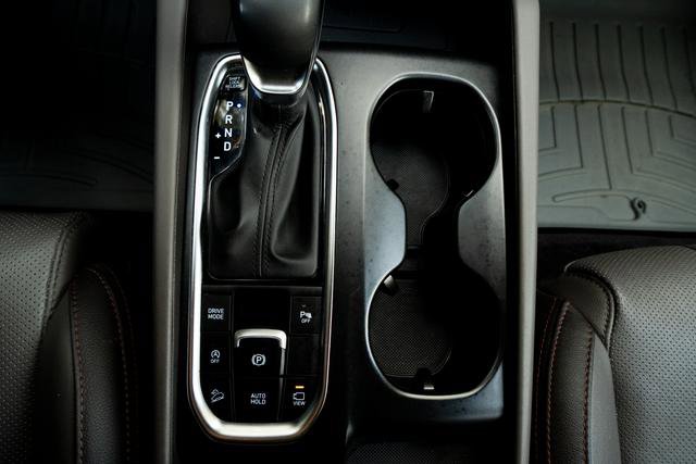 Used 2020 Hyundai Santa Fe Limited image 24