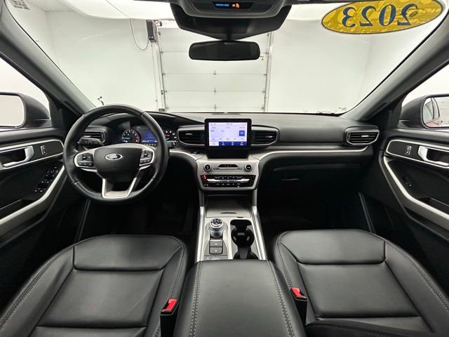Used 2023 Ford Explorer XLT w/ Equipment Group 202A video 2
