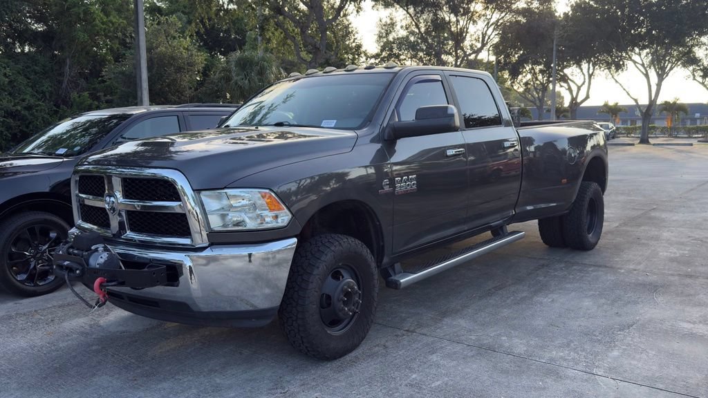Used 2018 RAM 3500 SLT AWD/4WD image 2